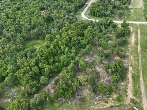 Green Moss Trail, Harrah, OK 73045 photo 3
