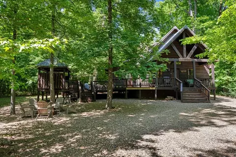 107 Lost Oaks Trl, Broken Bow, OK 74728