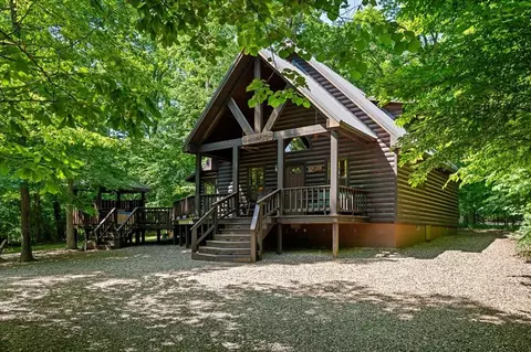 107 Lost Oaks Trl, Broken Bow, OK 74728