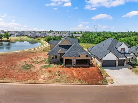 8404 NW 153rd St, Edmond, OK 73013