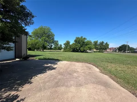 Exterior - 1600 E Imhoff Rd, Norman, OK 73071 photo 10 of 17