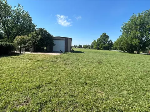 Exterior - 1600 E Imhoff Rd, Norman, OK 73071 photo 6 of 17