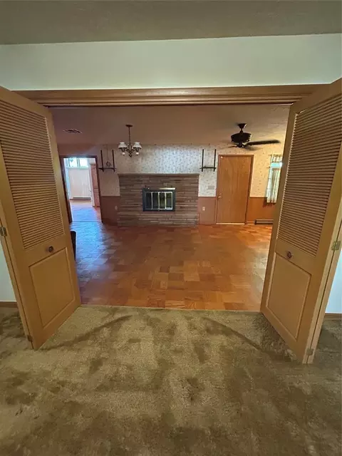 Living - 1600 E Imhoff Rd, Norman, OK 73071 photo 2 of 4