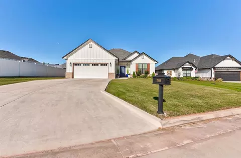 2688 Somerset Dr, Shawnee, OK 74804