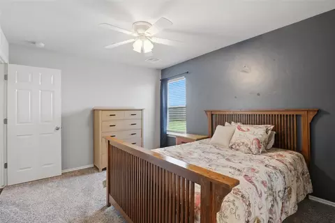 Bedroom - 9621 Eli Dr, Moore, OK 73160 photo 2 of 6