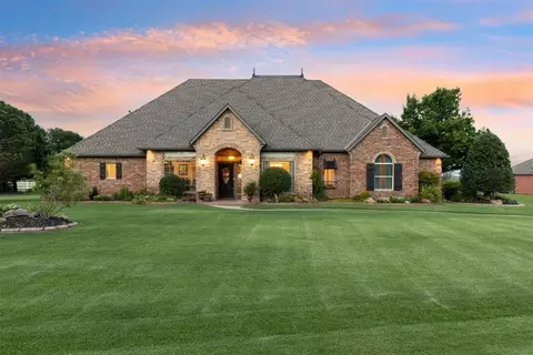 22370 Cedar Ridge Rd, Edmond, OK 73025