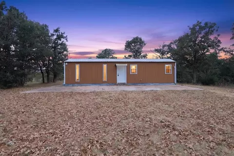6780 Woods Acres Dr, Noble, OK 73068