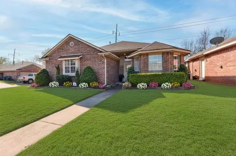 428 Mcdonald Dr, Edmond, OK 73034