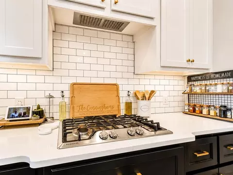 Kitchen - 1117 SE 29th St, Moore, OK 73160 photo 3 of 3