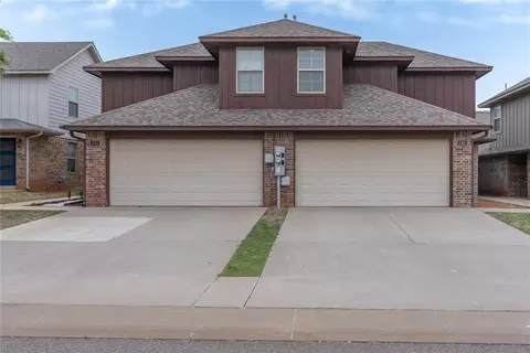 2165 Buena Vida Ln, Edmond, OK 73013