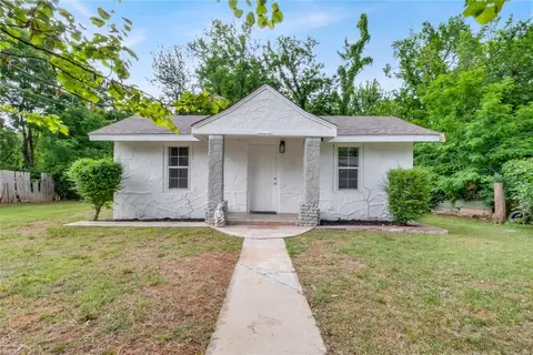 412 N 16th St, Guthrie, OK 73044