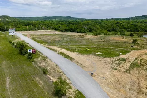 W 75 Highway, Henryetta, OK 74437