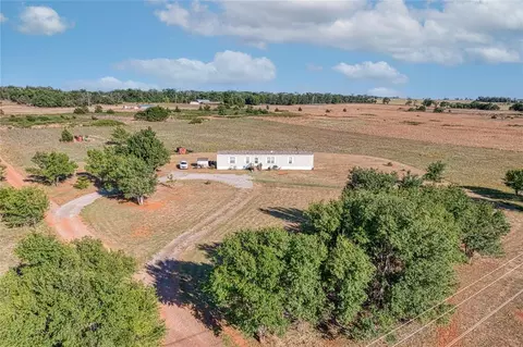12018 N 2110 Rd, Dill City, OK 73641