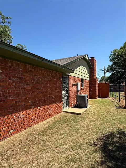 Other - 400 N Mockingbird Dr, Altus, OK 73521 photo 6 of 6