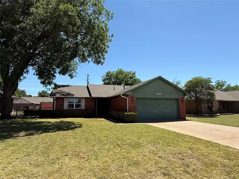 400 N Mockingbird Dr, Altus, OK 73521