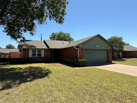 Exterior - 400 N Mockingbird Dr, Altus, OK 73521 photo 2 of 7