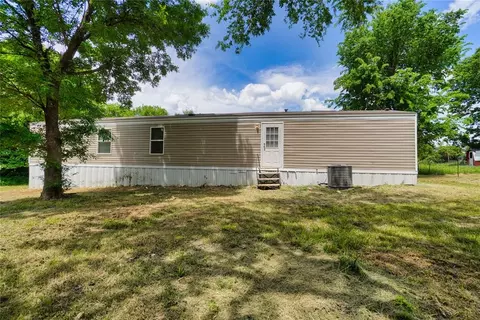 Other - 801 E Oak St, Maud, OK 74854 photo 4 of 18