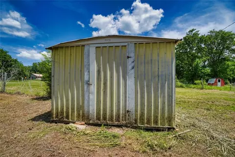Other - 801 E Oak St, Maud, OK 74854 photo 14 of 18