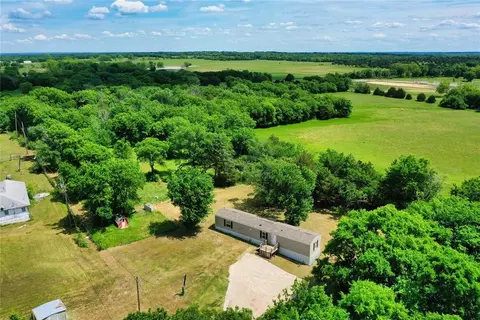 View/Area - 801 E Oak St, Maud, OK 74854 photo 1 of 5