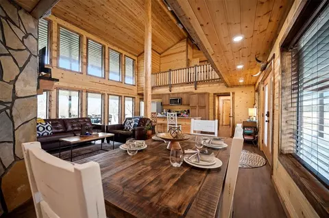 248 Stones River Ln, Broken Bow, OK 74728
