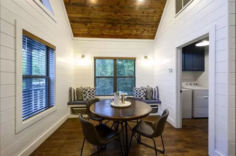 Dining - 150 W Eagle Mountain Trl, Broken Bow, OK 74728 photo 3 of 3