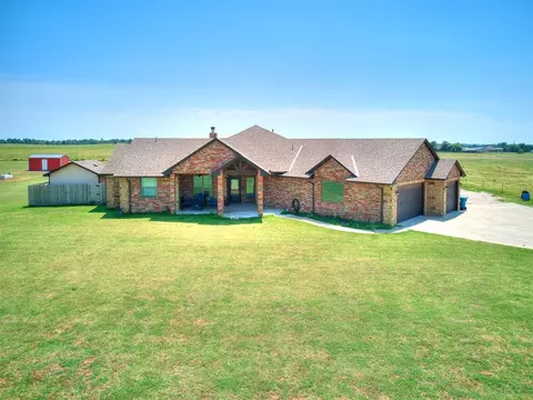 Exterior - 1330 E Silver City Rd, Tuttle, OK 73089 photo 4 of 6