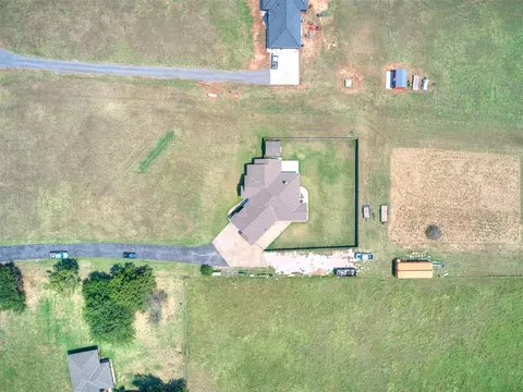 View/Area - 1330 E Silver City Rd, Tuttle, OK 73089 photo 1 of 1