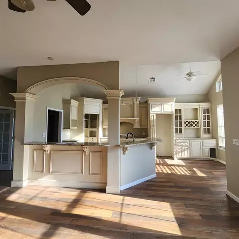 Kitchen - 332714 E 1070 Rd, Mcloud, OK 74851 photo 1 of 5
