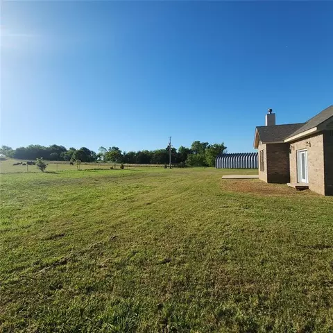 Exterior - 332714 E 1070 Rd, Mcloud, OK 74851 photo 8 of 15