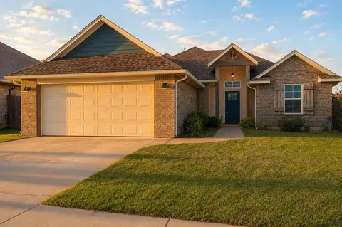 8909 SW 42nd St, Oklahoma City, OK 73179