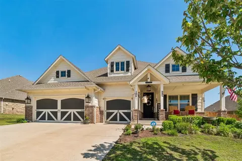 3016 Drake Crest Dr, Edmond, OK 73034