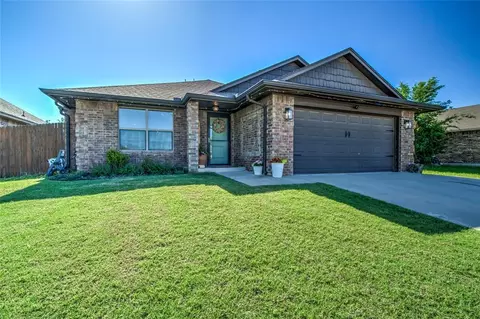 1501 Ginger Ave, Moore, OK 73160
