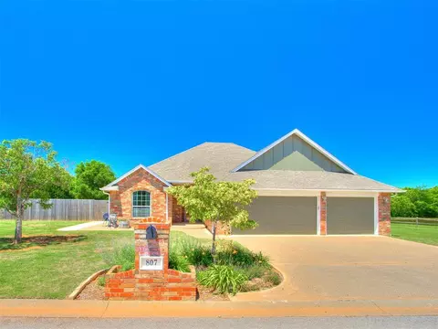 807 W Abi Rd, Washington, OK 73093
