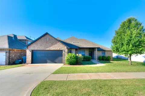 12712 NW 5th St, Yukon, OK 73099