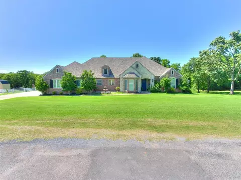 5415 Midway Dr, Newalla, OK 74857