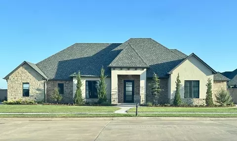 1107 Stonemill Dr, Kingfisher, OK 73750