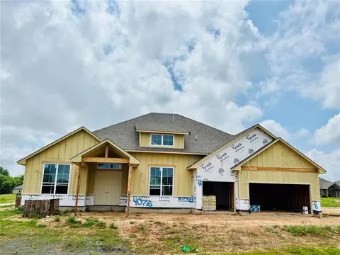 4076 Blue Ridge Ave, Newcastle, OK 73065