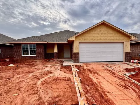 1816 Pin Cherry Ln, Moore, OK 73160