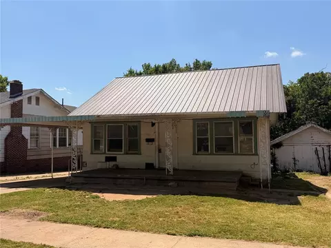 211 Jefferson St, Seminole, OK 74868
