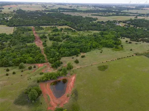 8416 N May Ave, Crescent, OK 73028