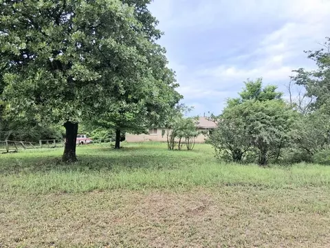 30 Limberlost, Mcloud, OK 74851 photo 2
