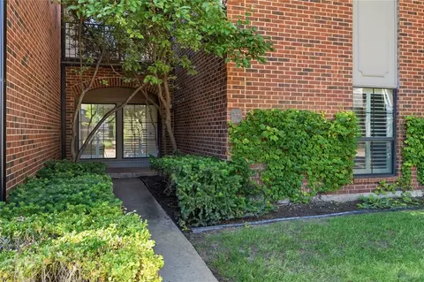 6208 Waterford Blvd #106, Oklahoma City, OK 73118
