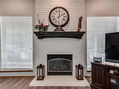 Living - 43447 Cobblestone Way, Tecumseh, OK 74873 photo 3 of 3
