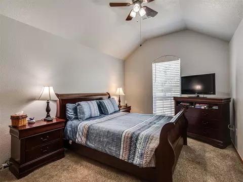 Bedroom - 43447 Cobblestone Way, Tecumseh, OK 74873 photo 4 of 5
