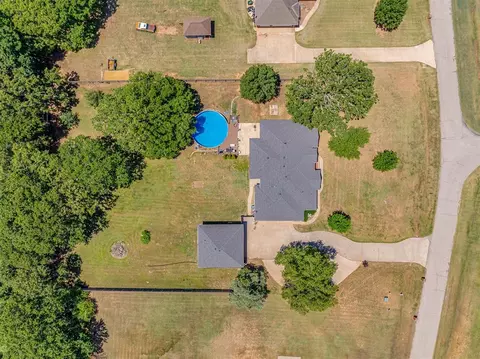 View/Area - 43447 Cobblestone Way, Tecumseh, OK 74873 photo 3 of 7