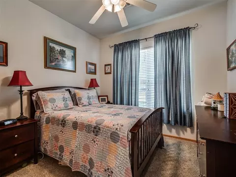Bedroom - 43447 Cobblestone Way, Tecumseh, OK 74873 photo 3 of 5