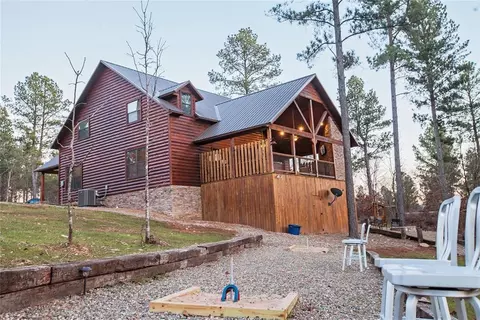 Exterior - 401 Eagle Mountain Trl, Broken Bow, OK 74728 photo 12 of 14