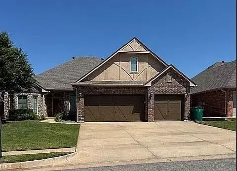 14104 Canterbury Dr, Edmond, OK 73013