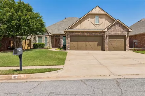 14104 Canterbury Dr, Edmond, OK 73013