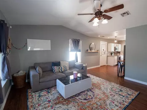Living - 1317 Briar Patch Way, Norman, OK 73071 photo 1 of 3